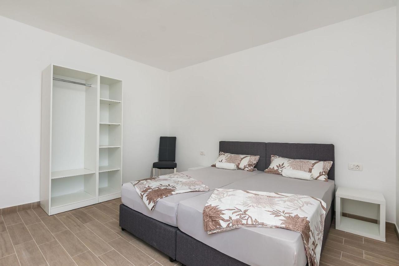 Apartments Danolic 2 Pisak Eksteriør bilde